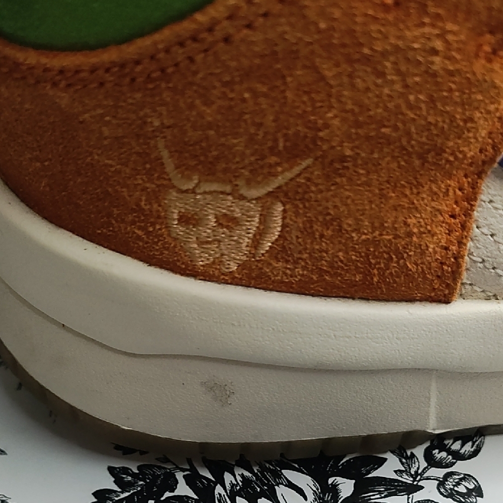 Nike Women's Sneakers - Orange, Purple, Green‎ - Picture 3 of 9